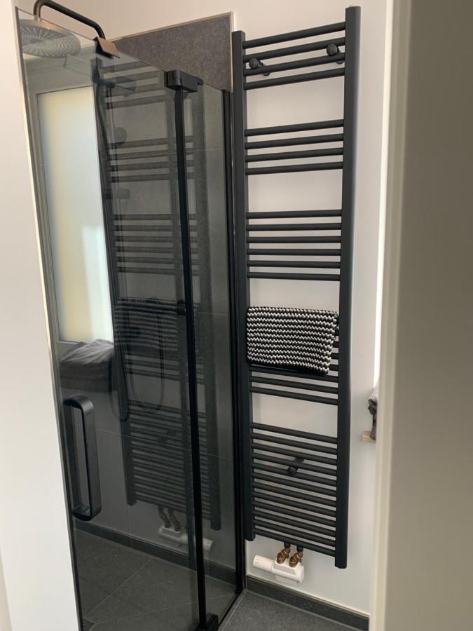 Zentral Gelegene Remscheider Ferienwohnung Bagian luar foto